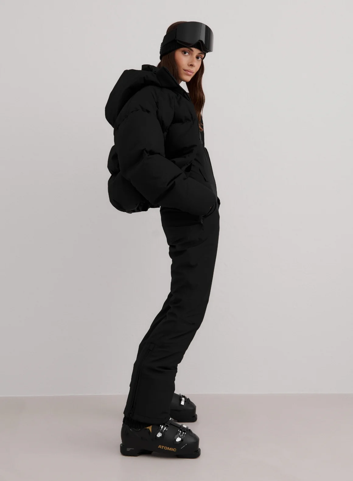 Black Cortina Ski Set