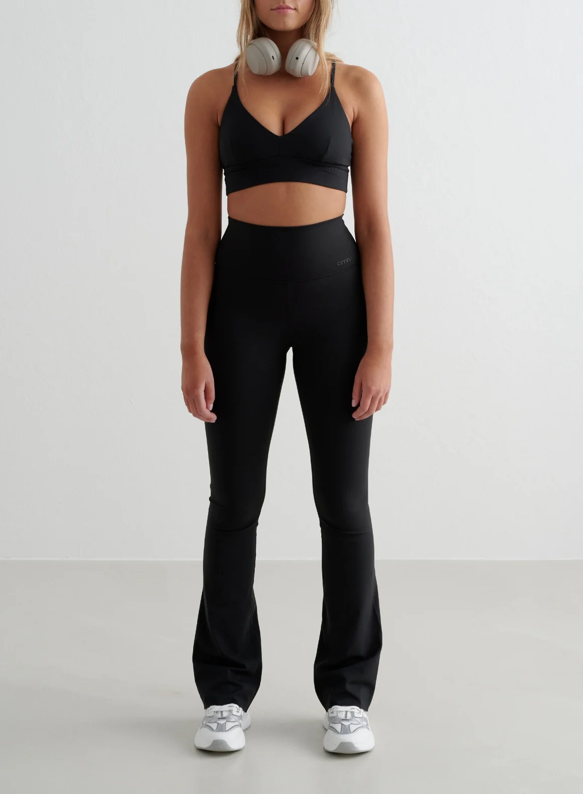 Black Sense Flare Tights - Image 52