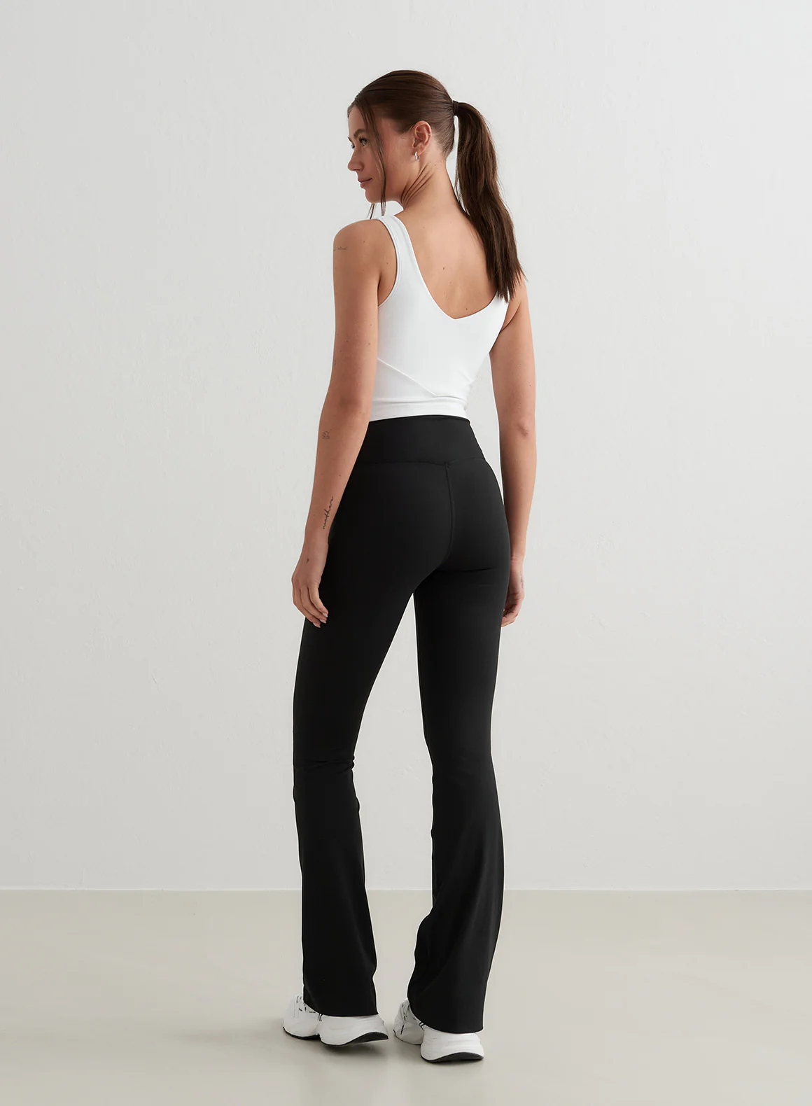 Black Sense Flare Tights - Image 81