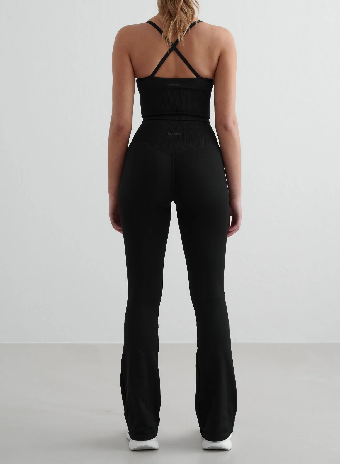 Black Shape Seamless Flare Tights - Image 12