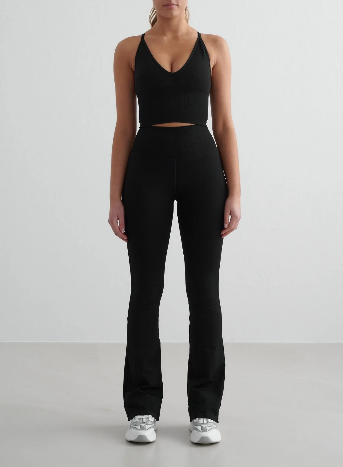 Black Shape Seamless Flare Tights - Image 8