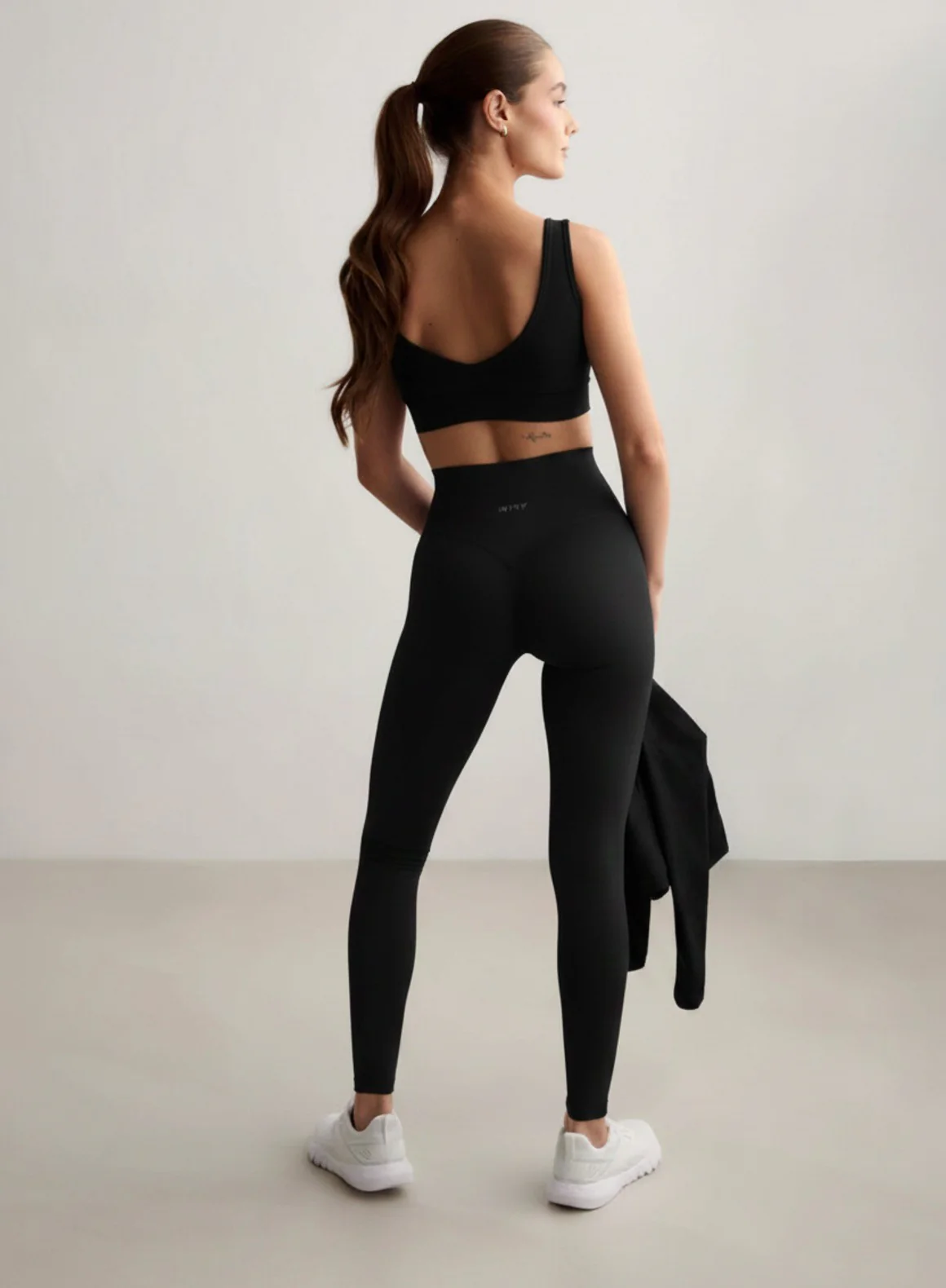Black Shape Seamless Tall Tights - Image 2