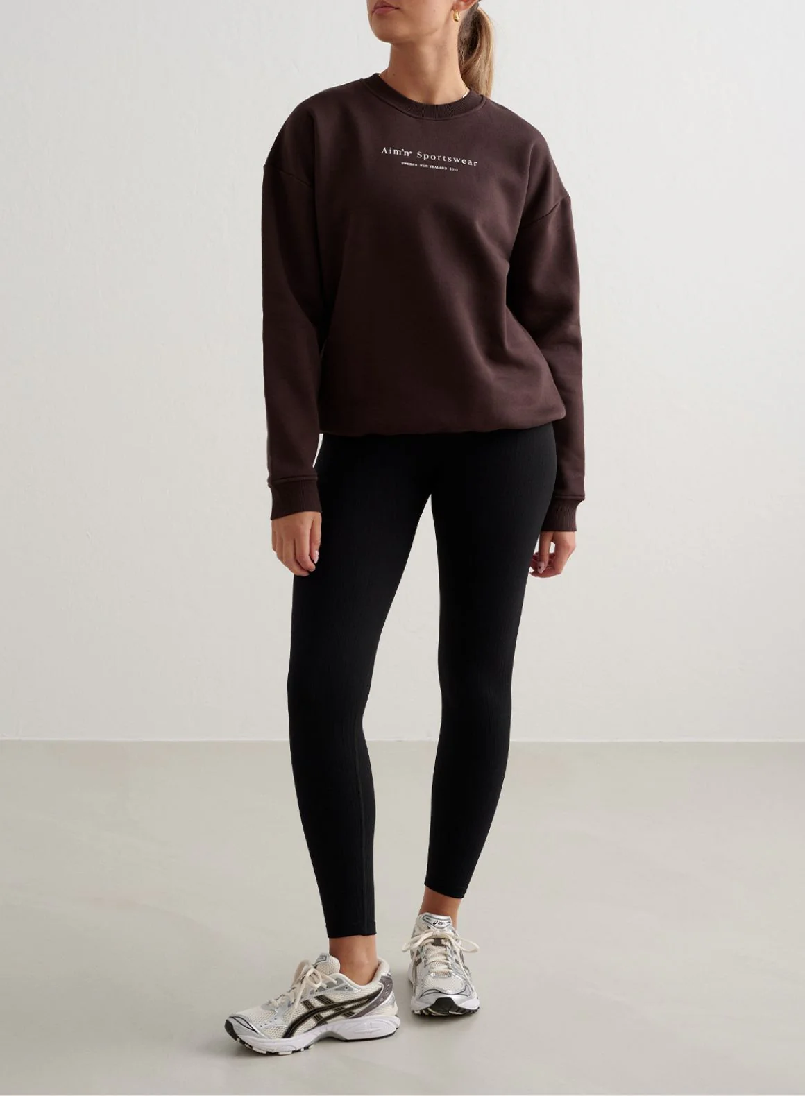 Cacao Serif Sweatshirt - Image 4