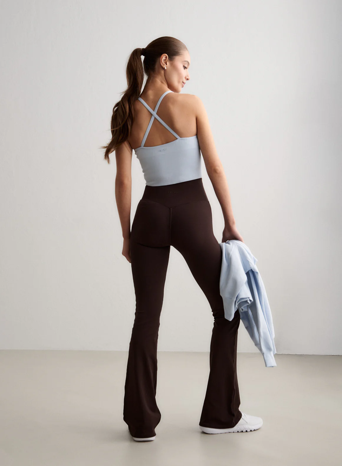 Chocolate Shape Seamless Flare Tights - Image 4