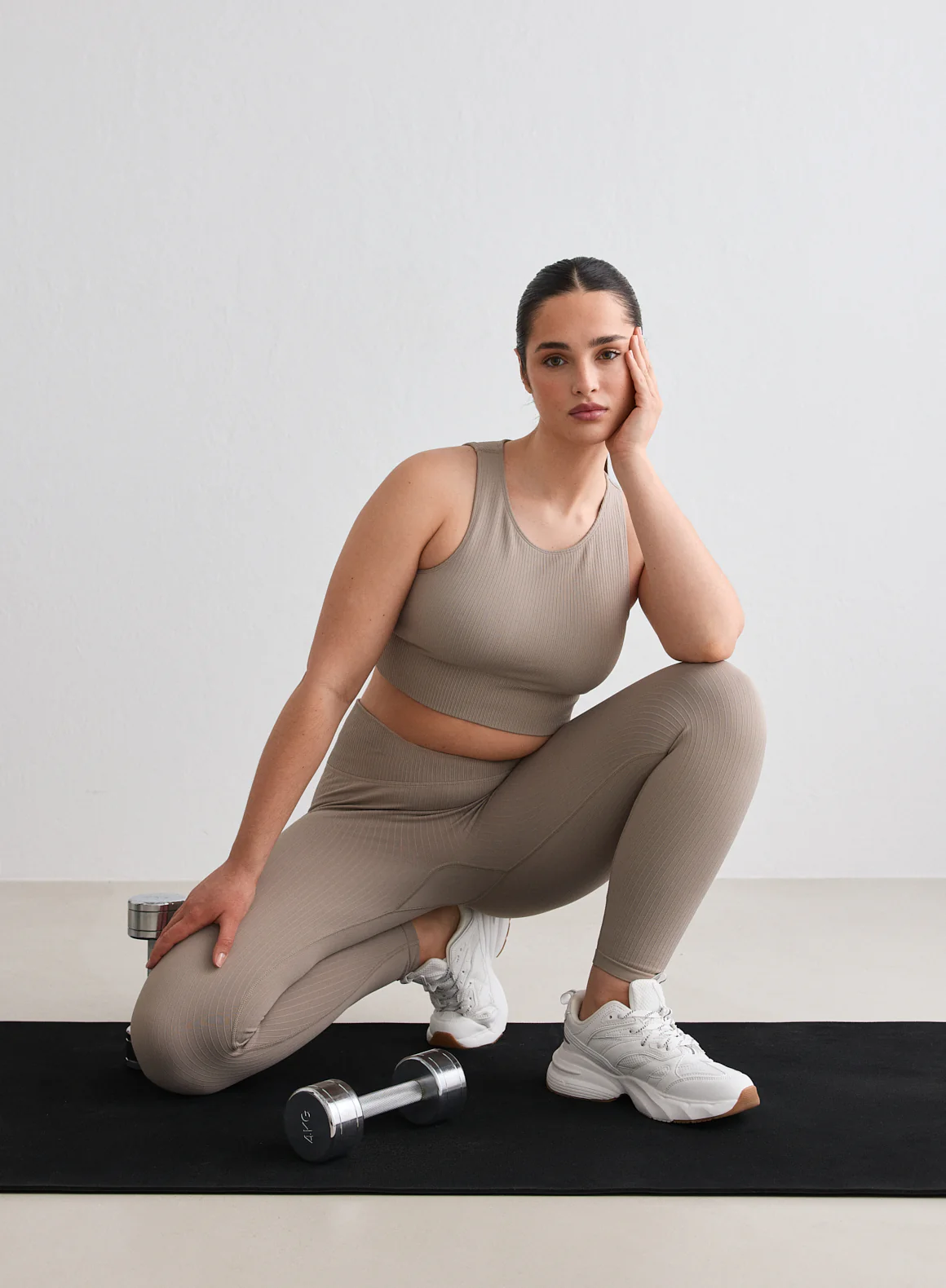 Dark Clay Ribbed Seamless Crop Top