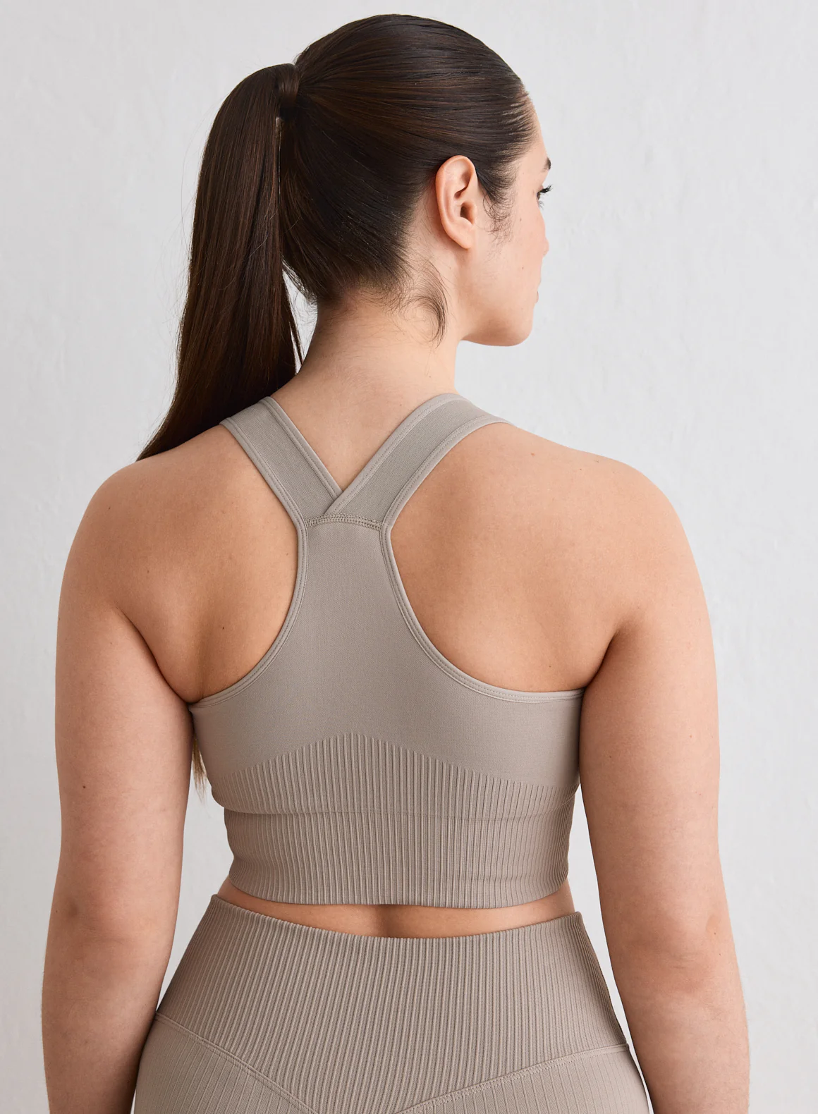 Dark Clay Ribbed Seamless High Support Bra - Image 4