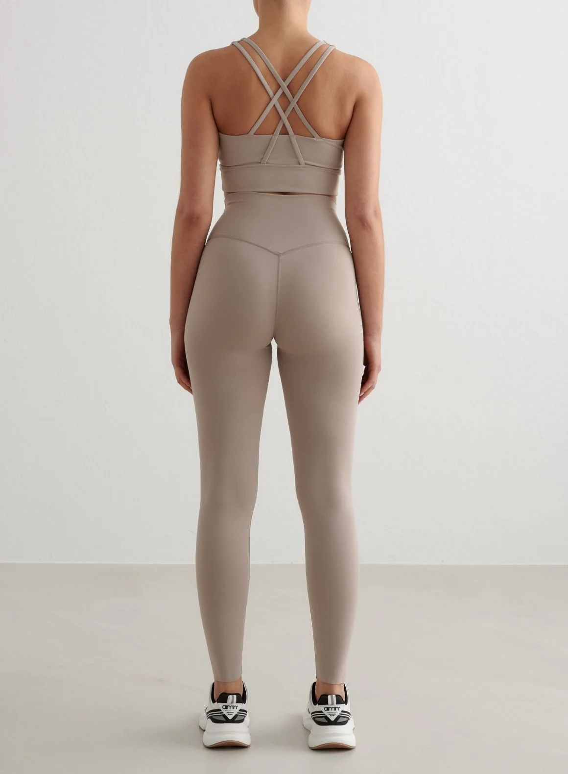 Dark Clay Sense Tights & Sports Bra Set - Image 2