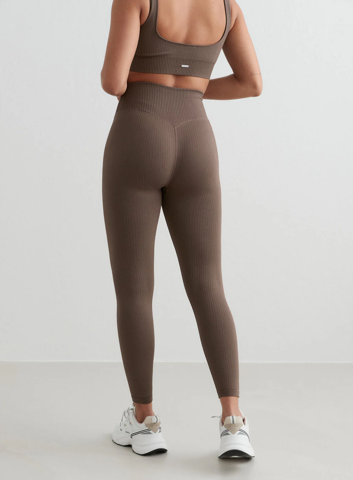 Macchiato Ribbed Seamless Petite Tights - Image 2