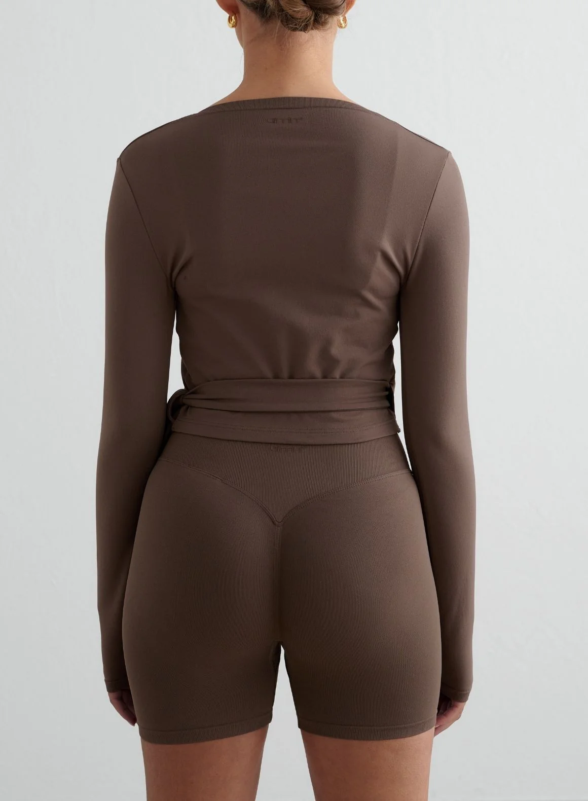 Macchiato Shape Seamless Wrap Long Sleeve - Image 2