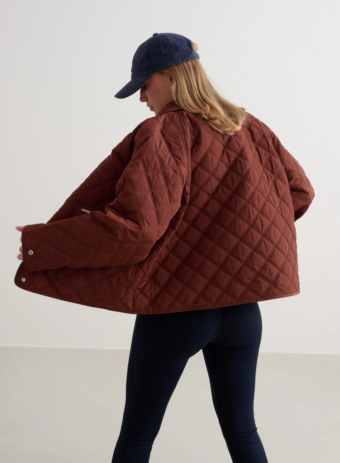 Mahogany Quilted Femme Jacket - Image 2