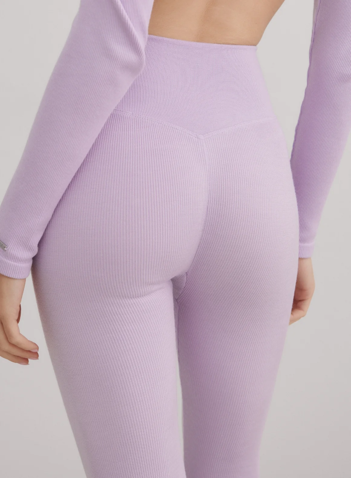 Pale Lavender Ribbed Wool Leggings - Image 4