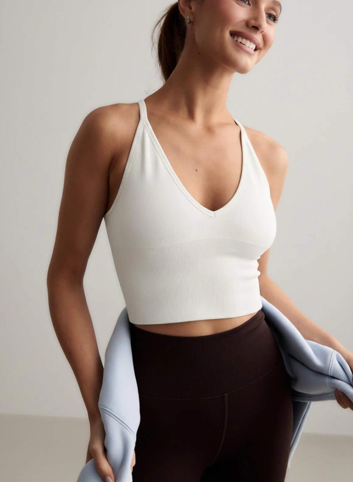White Shape Seamless Cross Back Bralette - Image 2